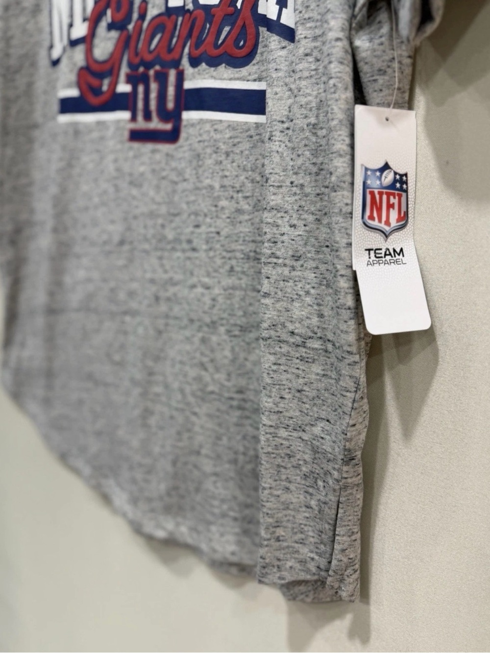 NFL Gray New York Giants Logo Tee with Blue and Red Accents - Picture 4 of 8